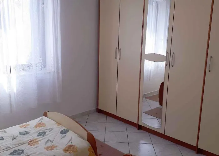 In 35278 Novi Vinodolski