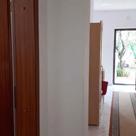 In 35278 Apartment